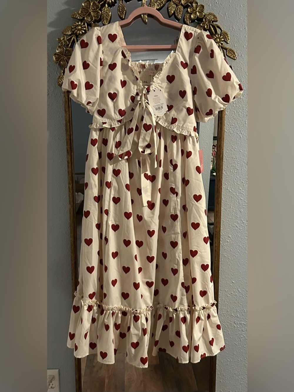 Ivy City Co Picnic Dress in Hearts - Picture 2 of 2